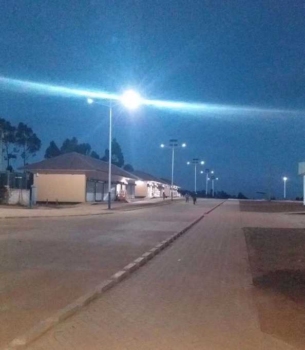 阿克苏市非洲科特迪瓦太阳能路灯工程